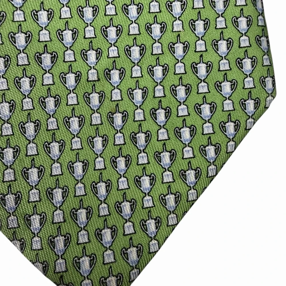 Vineyard Vines Tie U.S. Open 2006 Winged Foot Golf Trophy Green Silk 3 7/8